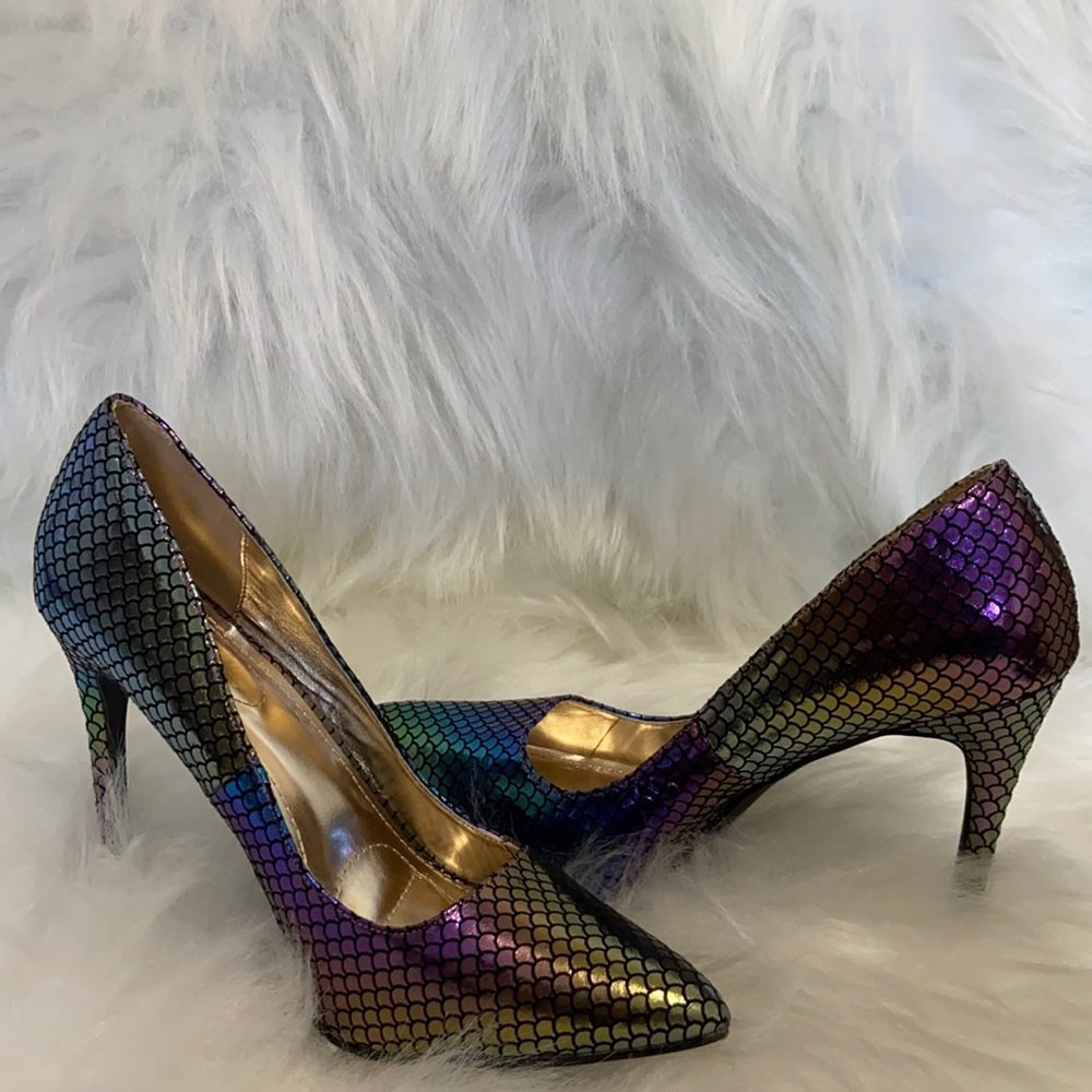 💜Anne Michelle Mermaid Hologram Pumps size 8’5